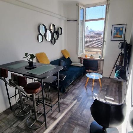 T2 La Joliette Sur Notre Dame Apartment Марсилия Екстериор снимка